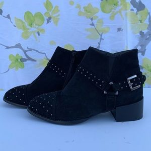 Seychelles Women’s VIP Ankle Bootie